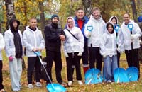 В парке «Комсомольский» праздник труда и единства.